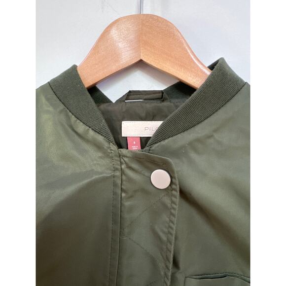 Anthropologie Pilcro Cropped Bomber Jacket
olive green pockets zip snap Small - Picture 2 of 5